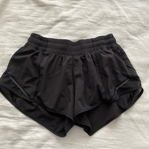 Hotty Hot Low-Rise Lined Short 2.5"